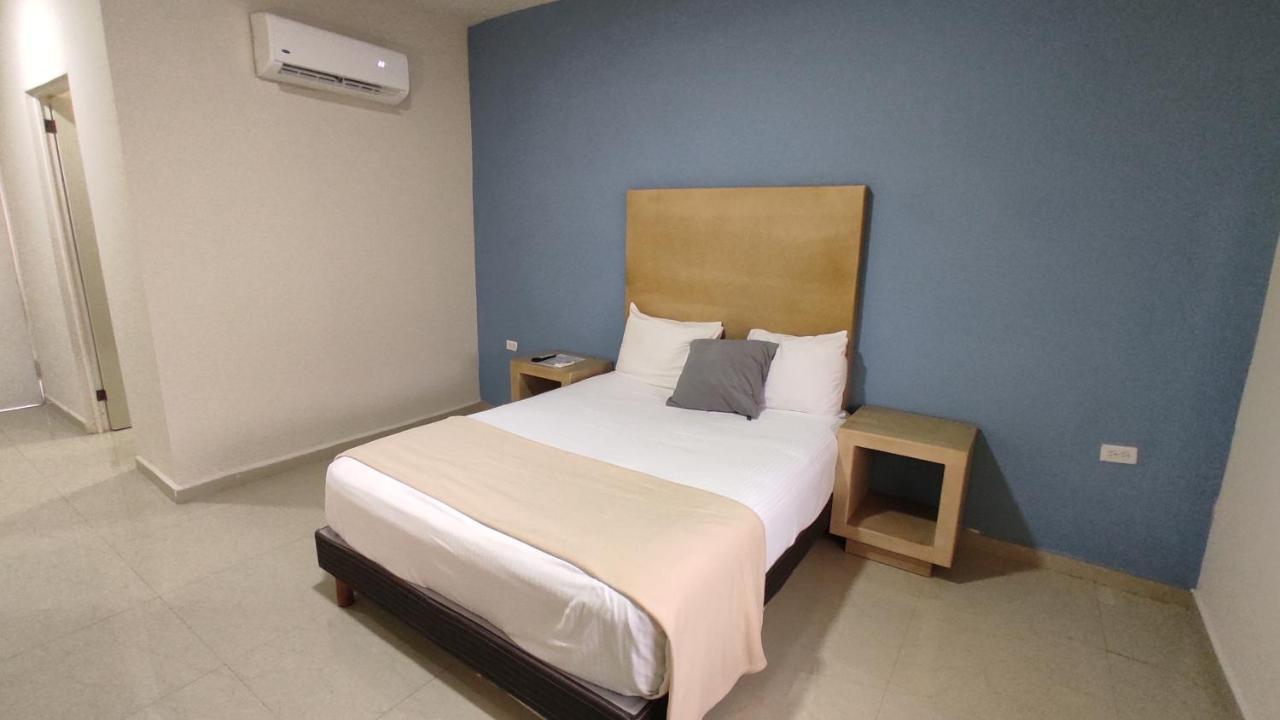Capital Hotel Monclova Exterior photo