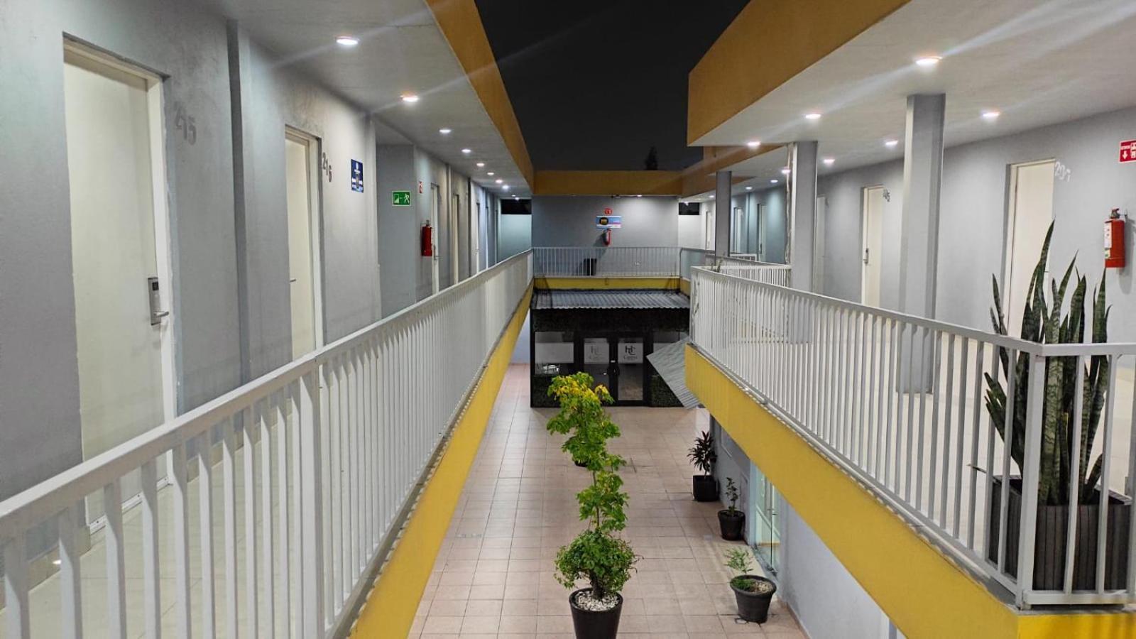 Capital Hotel Monclova Exterior photo
