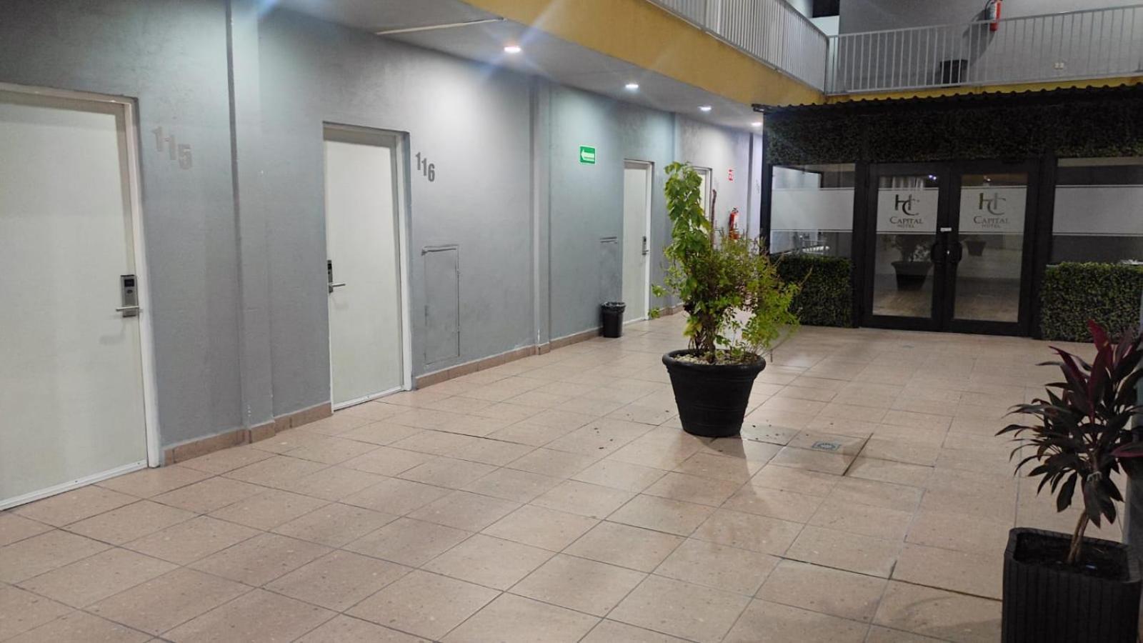 Capital Hotel Monclova Exterior photo